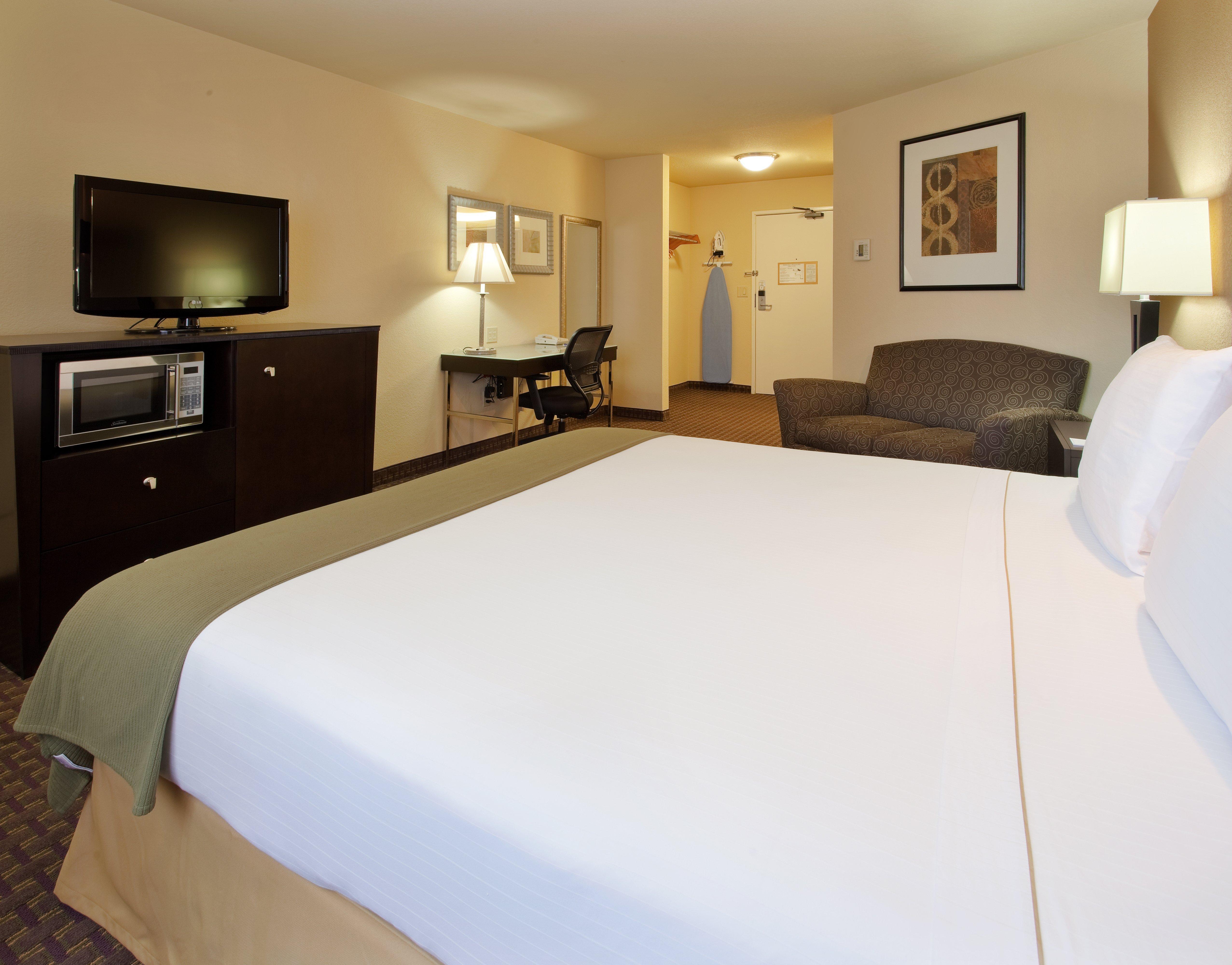 Holiday Inn Express Hotel Union City San Jose, An Ihg Hotel Room photo